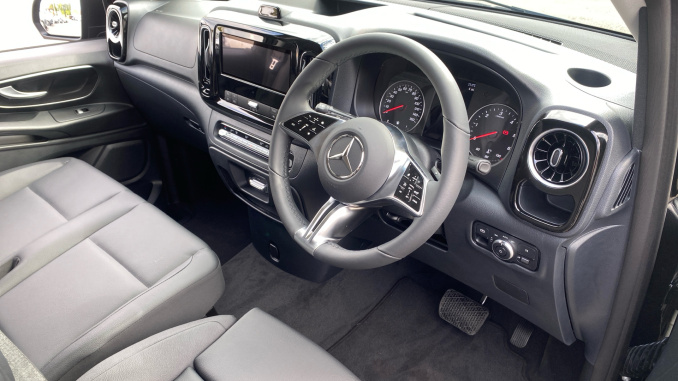Mercedes-Benz Vito Tourer L3 Diesel Rwd 116 CDI Select 9-Seater 9G-Tronic - Image 3